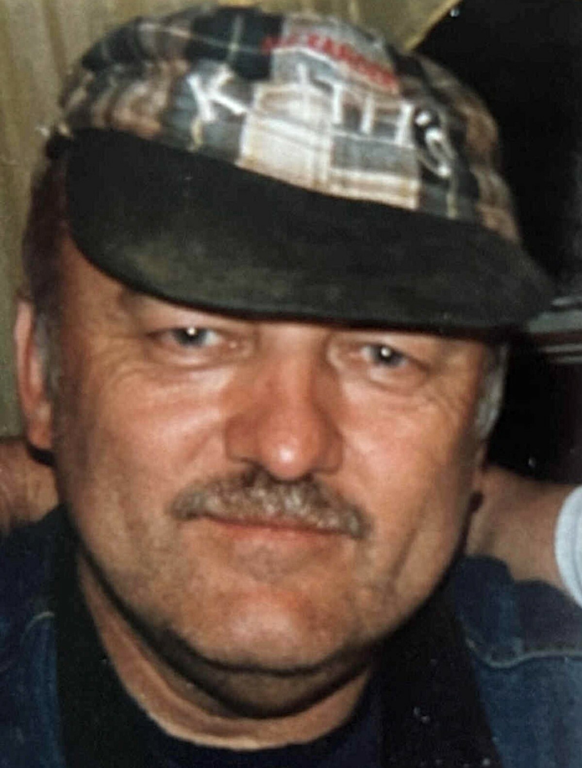 Wesley  Macumber